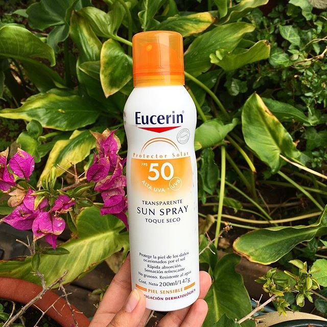 beautywondercl's tweet photo. Estaba organizando las fotos del blog y me di cuenta de que saqué las fotos para un post de terminados, y nunca lo escribí 🤦🏼‍♀️ Así que se viene un nuevo post mañana 😉 .
.
.
.
.
{#eucerin #eucerinchile #sunscreen #bloqueadorsolar #skincare #cuidadopiel #beauty #beautybl… https://t.co/6jDsjUCin2