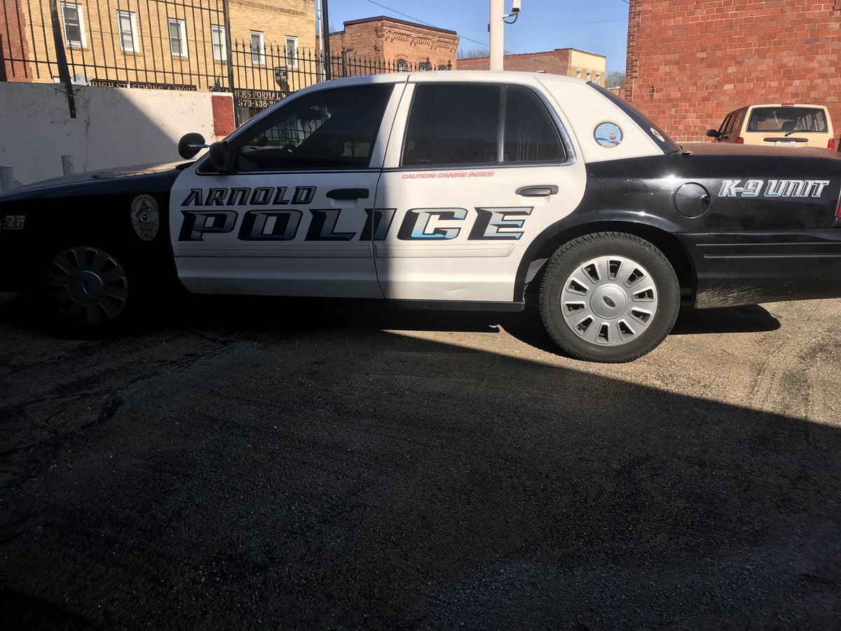 josh_jokers's tweet photo. My city irl was donated a K-9 Vic thanks #ArnoldPolice https://t.co/mAUV52IWGb