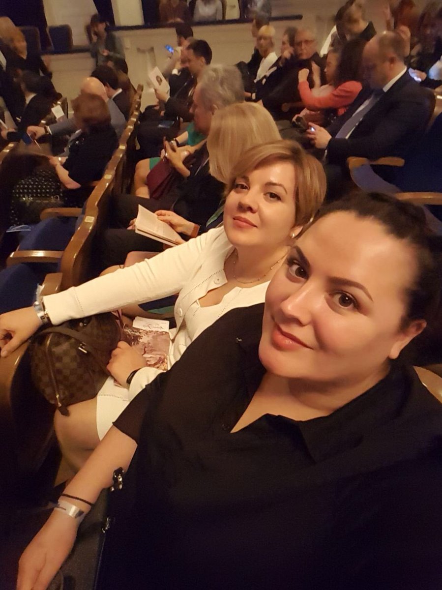 День рождения принято отмечать в кругу друзей. Вот, и банк «Возрождение», который является хорошим другом и надежным партнером #ИстраТПП, пригласил нас в Музыкальный театр имени Станиславского и Немировича-Данченко на спектакль «Жизель». 

#Подмосковье #ТППРФ #ТППМО #ТПП