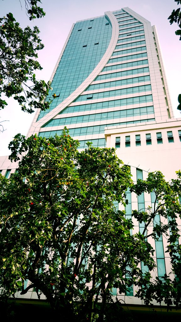 dionizy_shots's tweet image. LAPF Building...
#PichaZaSimu 
#SamsungNote5