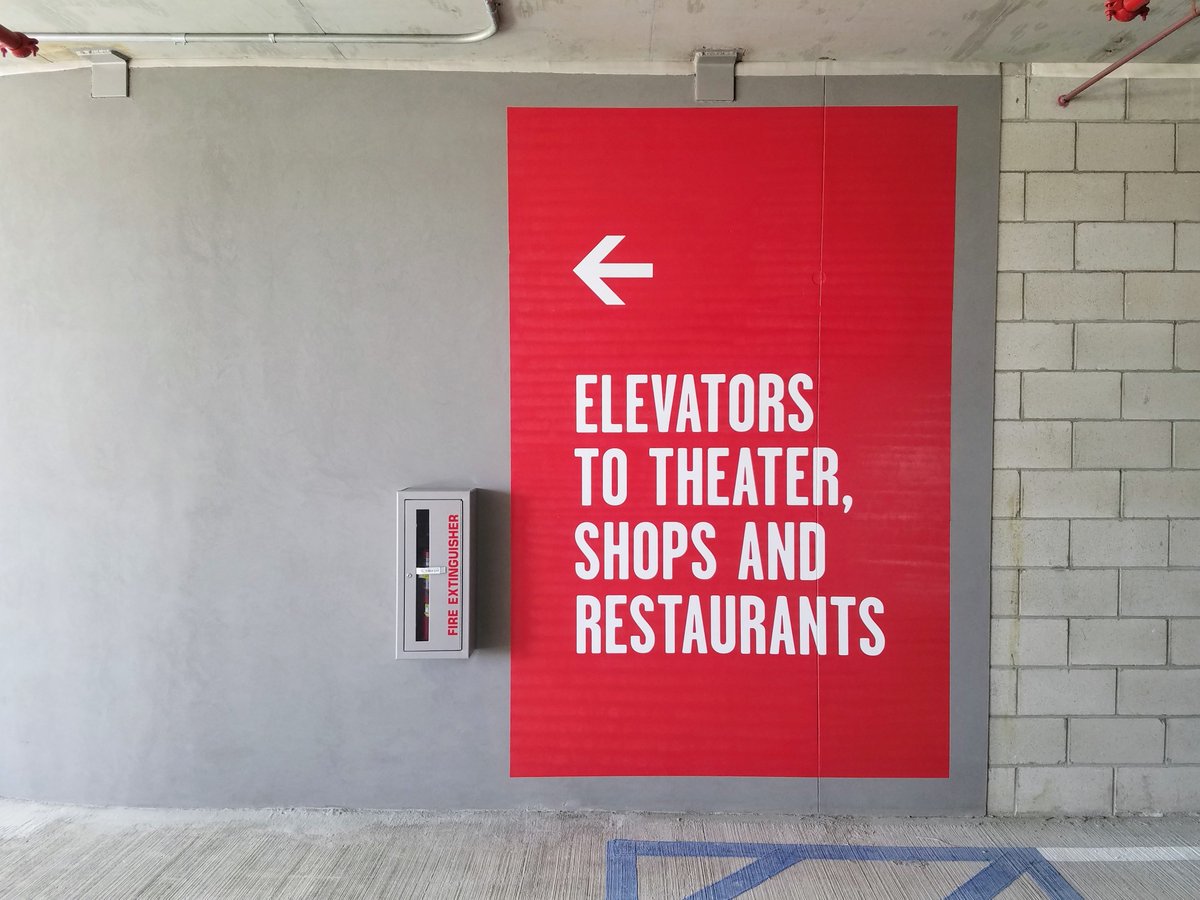 JetGraphics's tweet photo. Wayfinding signage helps point the way! We can print on a variety of materials, and apply to smooth or rough surfaces, indoors or out! This piece is located by the new Whole Foods in Kakaako. #wholefoods #ourkakaako #weprintthebigstuff #wayfinding #jetgraphicshi https://t.co/Uw4qnSKIVZ