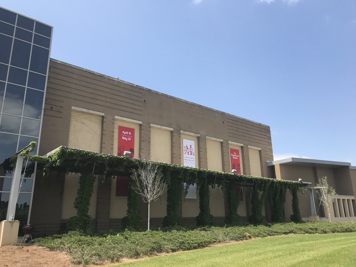 MakingAlabama's tweet photo. Wow @wallacestate !!! What a great opening reception for #MakingAlabama Congratulations and thanks for having us! #Alabama200 https://t.co/xbFvK5ynBf