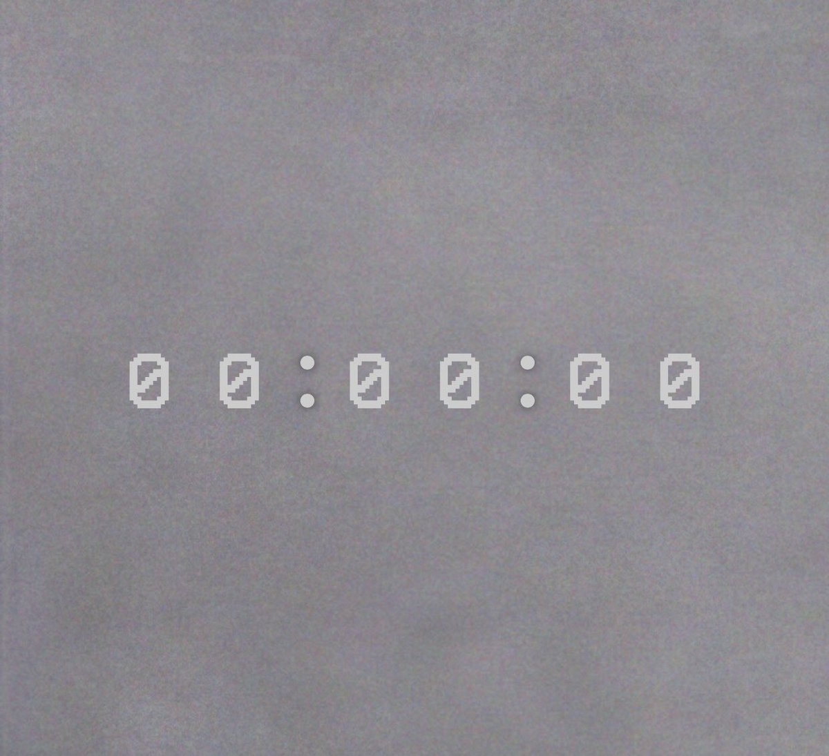 cynicari's tweet photo. @ArianaGrande we broke the fucking countdown #NoTearsLeftToCry https://t.co/U58NfRC1zl