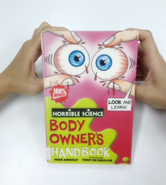 Happy Bookface Friday. Thank you to <a href="/NickArnoldTweet/">Nick Arnold</a> / <a href="/TonyDeSaulles/">Tony De Saulles</a> for the Horrible Science Body Owners Handbook. These excellent books bridge the gap between picture books and information books - “science with the squishy bits left in." #BookfaceFriday #bookface #librarylife