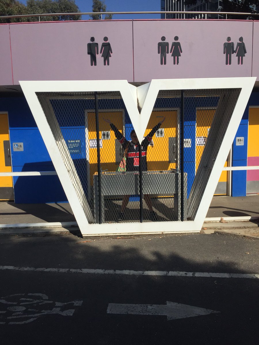 tobrukteam82018's tweet photo. #poscoefawkner??? @TobrukTeachers #pooremma #allalone https://t.co/IvGF09dJEA