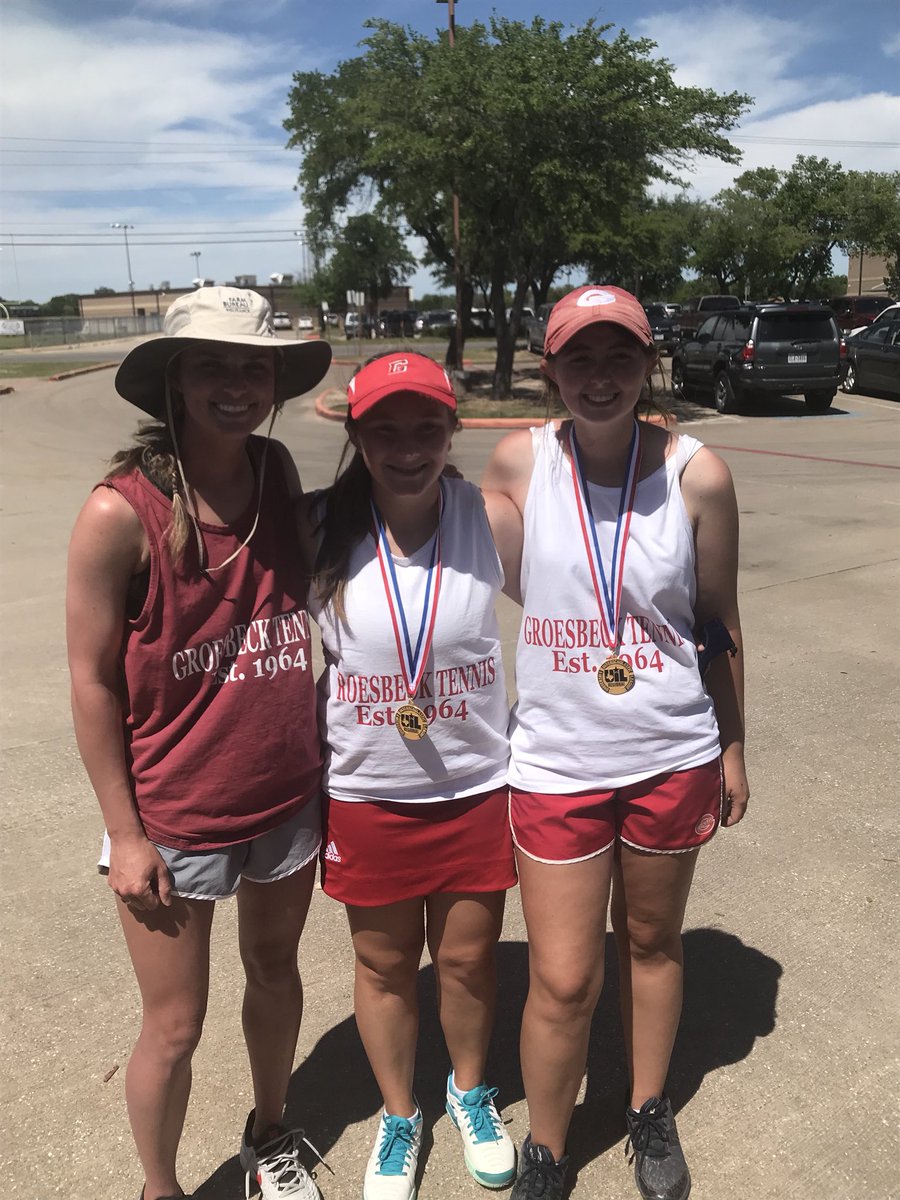 _Coach_Hale_'s tweet photo. Great week for Groesbeck Athletics. Many advancing to the next round. I️ love watching our teams win. Way to go Goats!!! https://t.co/kSAeULZKdh