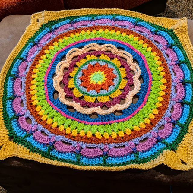 SusanDennis's tweet photo. Number 3 
#crochersofinstagram #mandalas https://t.co/O0x9DNVTMc https://t.co/TZOh7TKSdf