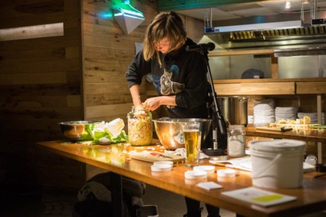 Share your thoughts on this #fermented foods article with us here @KItchology or <a href="/kitchenchick123/">kitchen chick</a>. bit.ly/2vryKU3