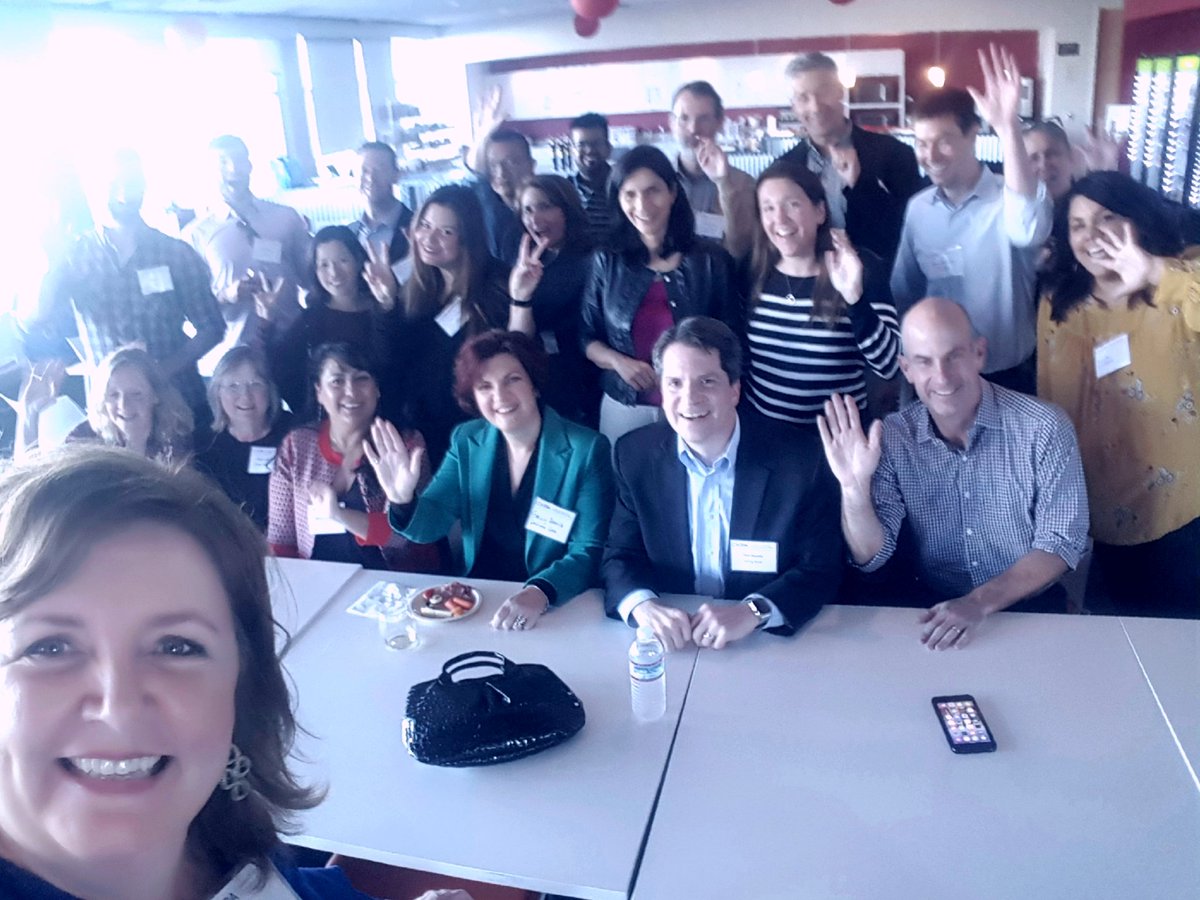 janeriad's tweet photo. Silicon Valley's #CXPA local networking event is underway at @GoDaddy. Delighted to be joined by their CEO @ScottWWagner, CCO @mikehoo, and CX VP @ljmesser. Thank you, team, for the inspiration and insight, and thanks to our Local CX pros for joining us! https://t.co/cPq100VPoz