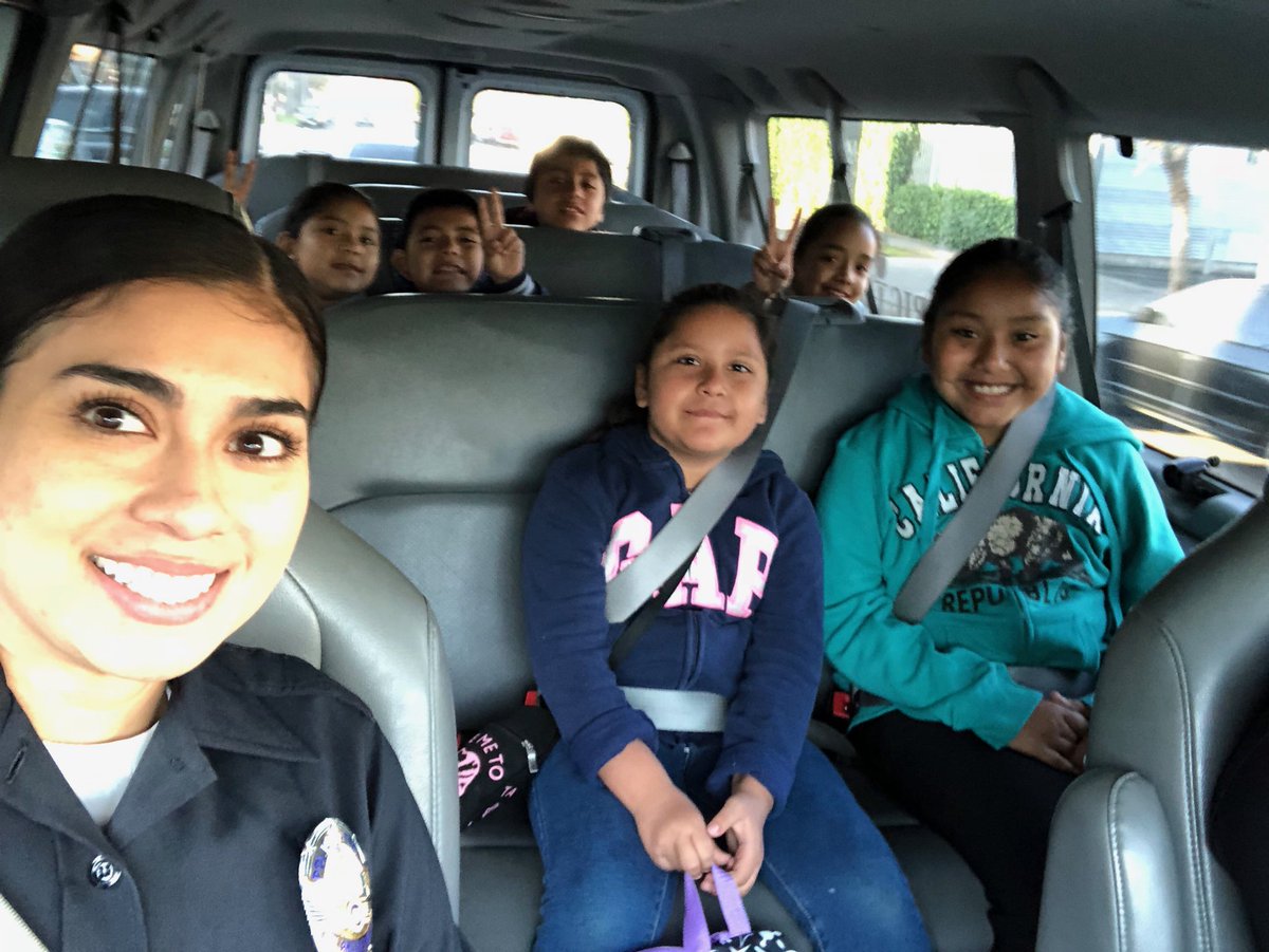 LAPD_Kowalski's tweet photo. Olympic PAL officers show their pride by taking their kids to school. ๐โ๏ธ๐#morningPAL #walkwithacop @LAPDOlympic @LAPDHQ @LAPD_Vargas @LAPDWestBureau https://t.co/cQBgBUIIbb