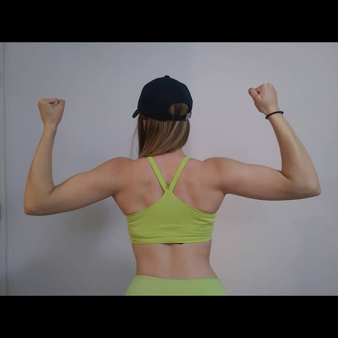 Megaan_marrs06's tweet photo. Some #BackProgress π #Fitness #Gains https://t.co/jenTfJybE4