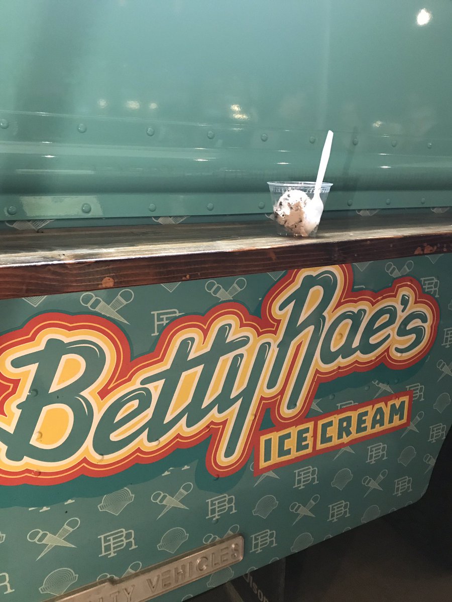 HarvestersORG's tweet photo. Don't leave without taking a spin in the 360 Cam or getting ice cream from Betty Rae's on the way out. #forkscorkskc https://t.co/viKxljfeAW