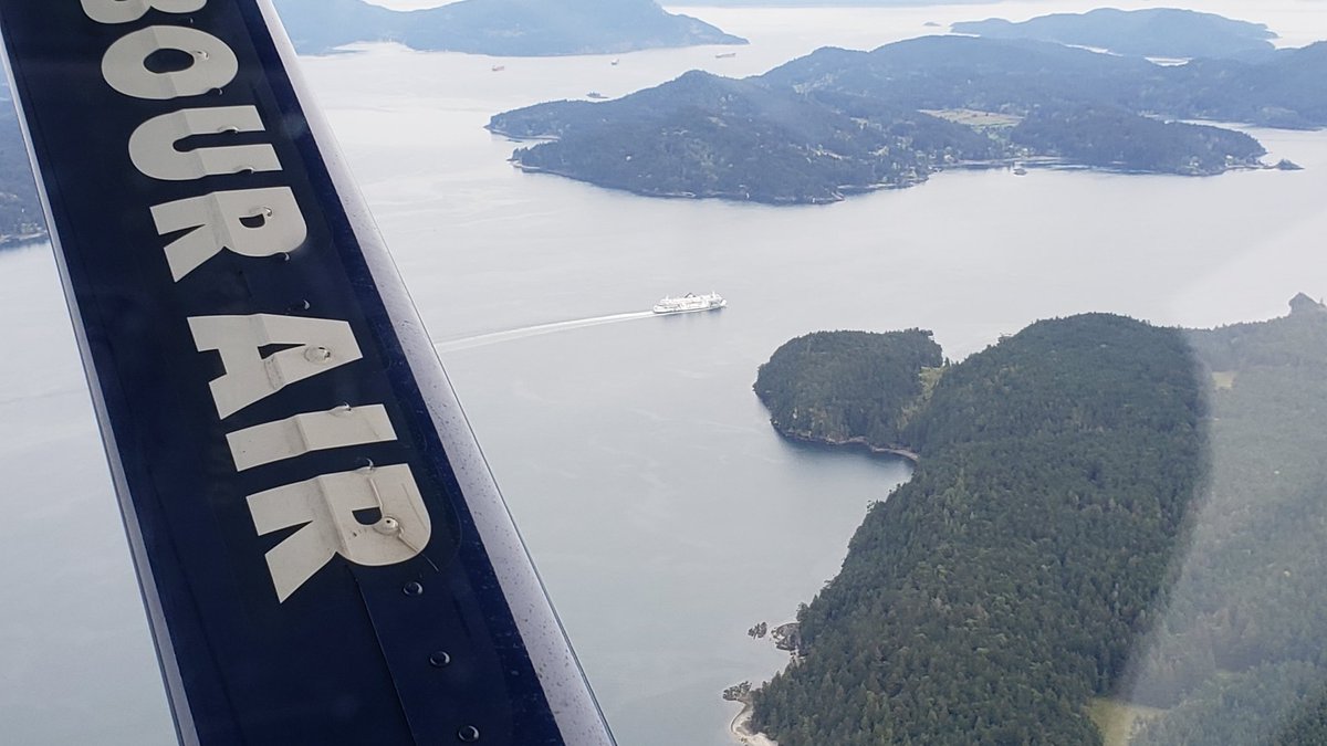 GailCohen's tweet photo. Another inspiring day interviewing LGBtQ equality rights activists in Vancouver. Looking forward to telling their stories. Also got to fly in a seaplane. #darngoodday. https://t.co/3rtmGVRwA6