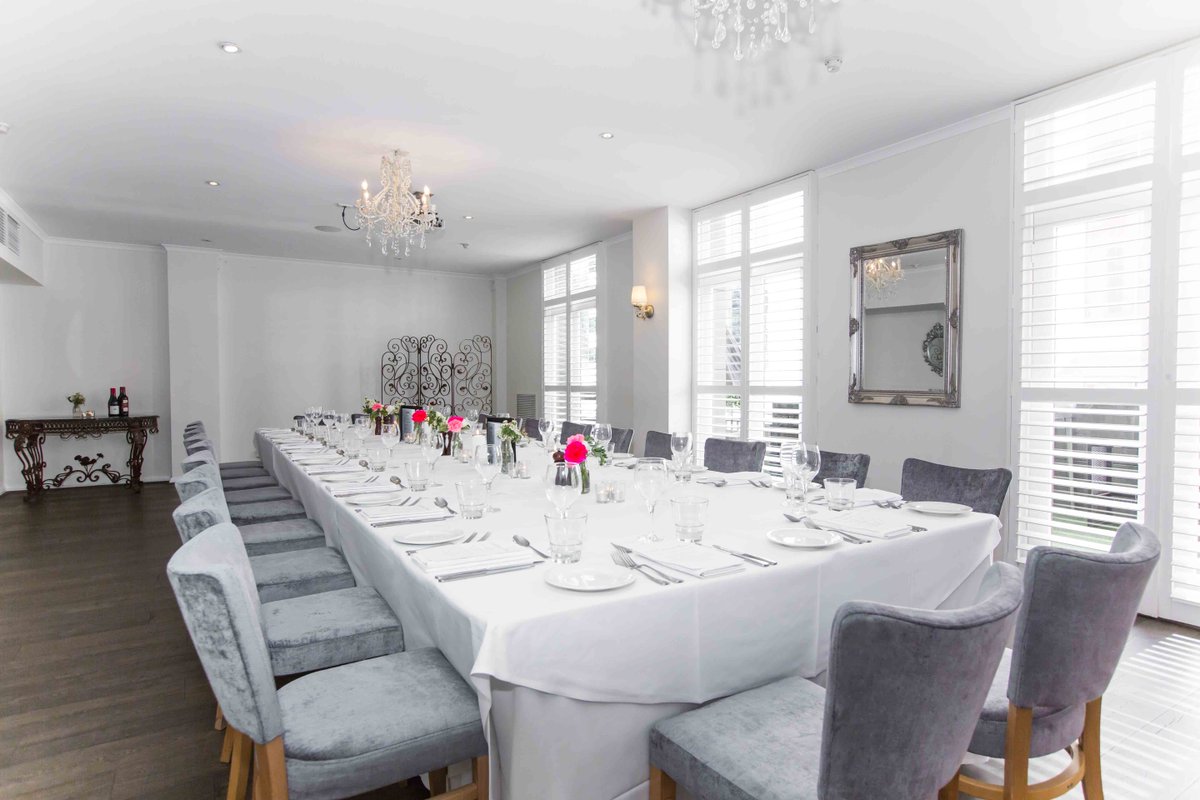 Looking for somewhere to host your private dinner with a group of friends? High School Reunion? Birthday Party? Corporate Luncheon? 

Call 8215 4415 or functions@hotelrichmond.com.au

#hotelrichmond #rundlemall #sagreat #adelaide #south australia