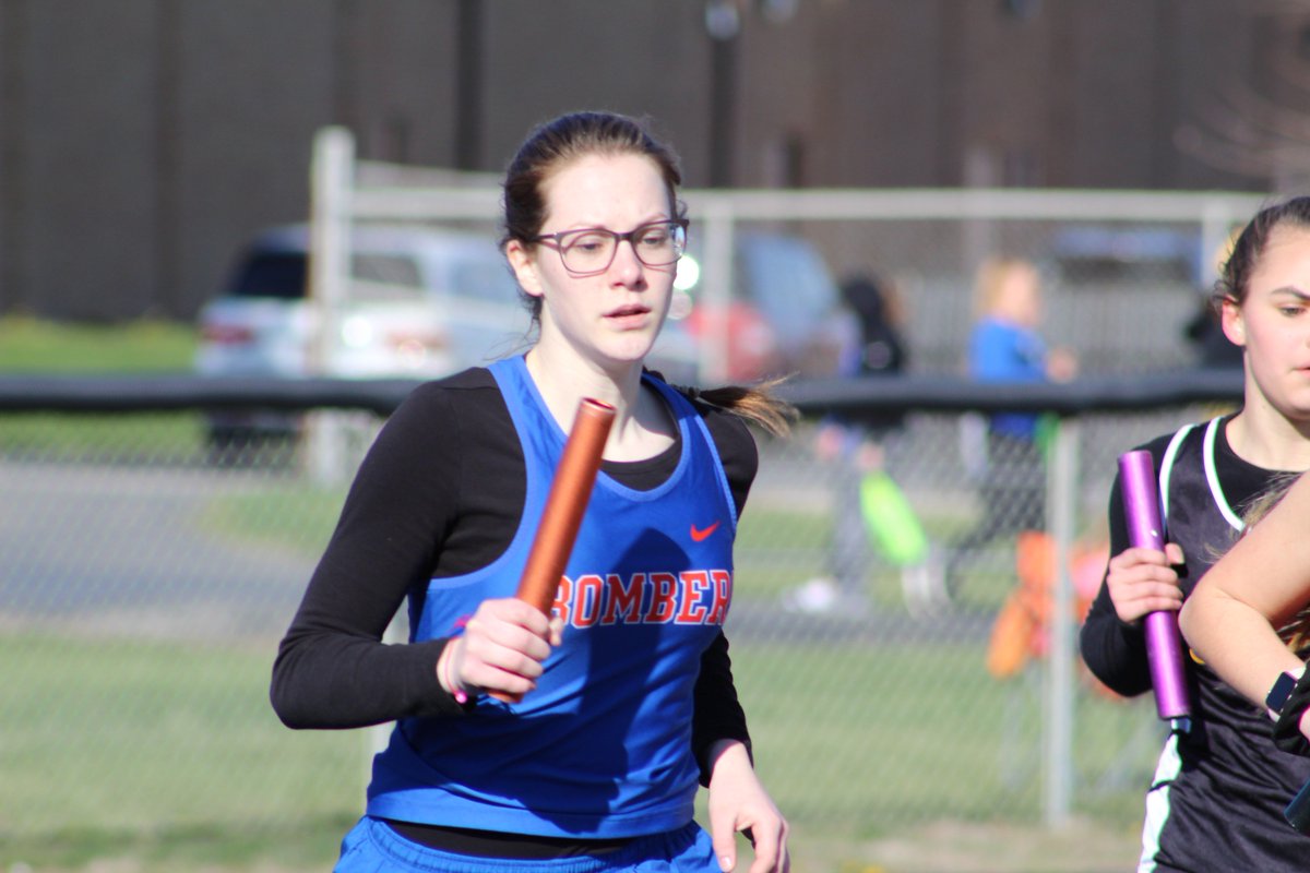 AOGirlsTrack's tweet image. AO Distance Relay at Clinton Girls Inv  #distancerunners  #AO