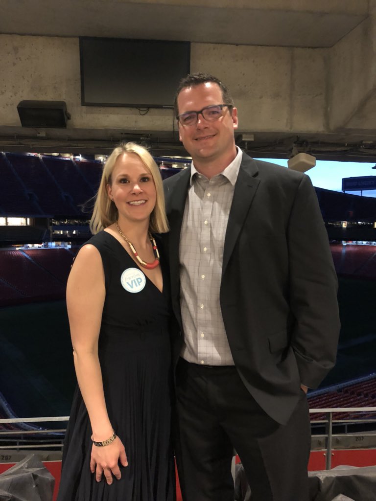 joellahoye's tweet photo. Thank you @HarvestersORG —another great #ForksCorksKC event

Fun time at #Arrowhead —thanks @Chiefs https://t.co/zPb2i7EkUn