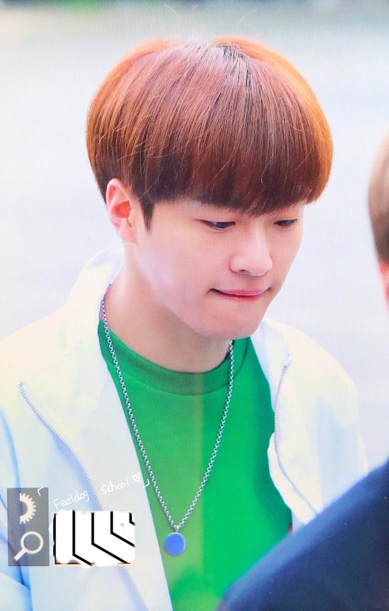 feeldogschool's tweet photo. 🌸180420 뮤백출근 🌸                        . 
@feeldog_bpnn 
#유앤비  #UNB #Feeldog #필독 #오광석 #빅스타 #BIGSTAR https://t.co/k1dZoBcmJt