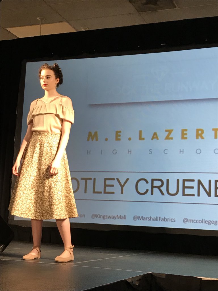 CJohner's tweet photo. Fabulous fashions designed and sewn by high school students from 4 EPSB high schools. BEAUTIFUL outfits! Such a good cause... full day kindergarten for vulnerable kids. #epsb @EPSFoundation @YEGTweetup #yeg https://t.co/FBI4M2gtRw