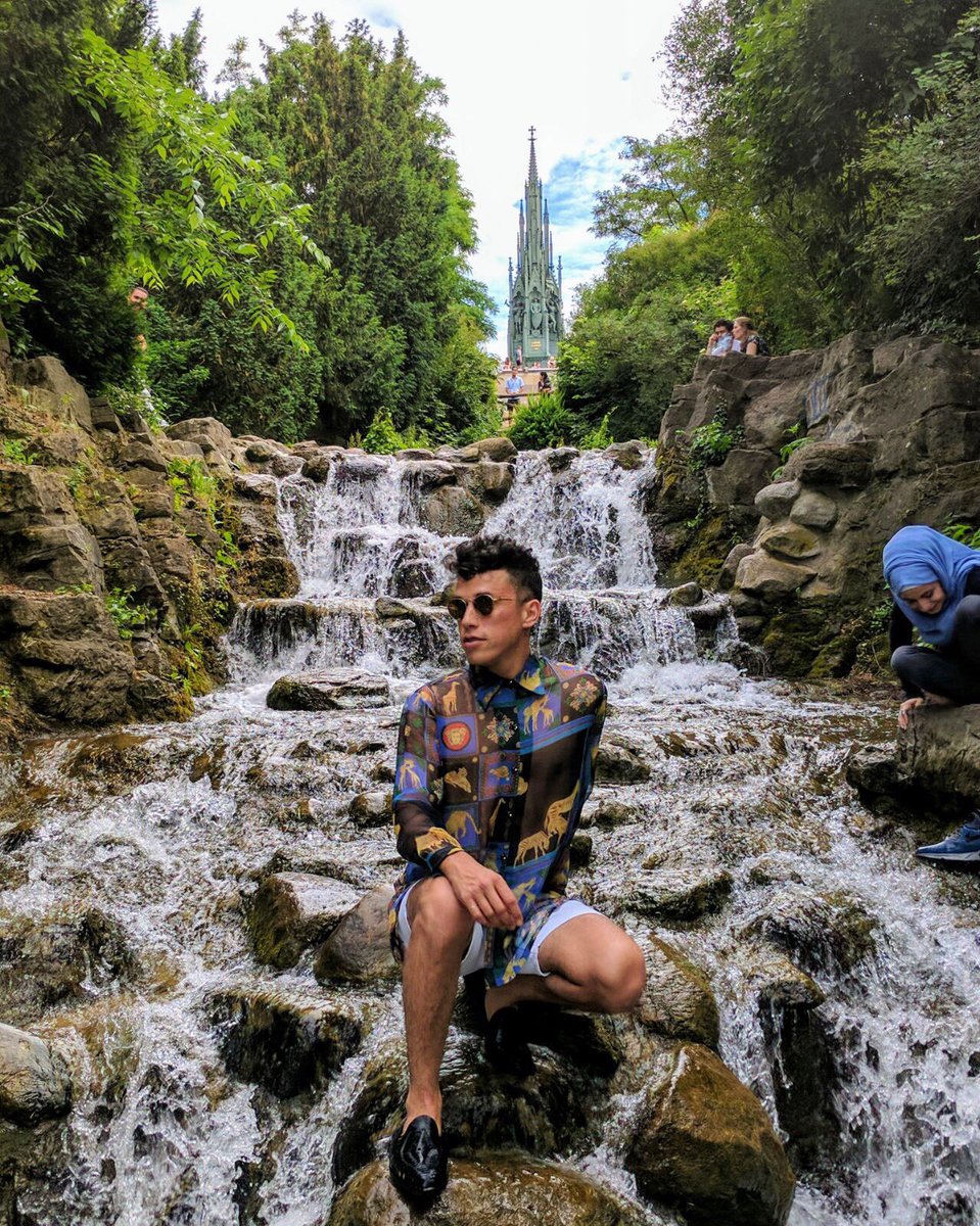 lookbook's tweet photo. Check out our interview with @goddollars - co-founder of @RhondaINTL.  👉https://t.co/LR6oAXVbKd #rhondaqueenofthedesert #coachellaweekend2 https://t.co/kEwpJ3x4u7