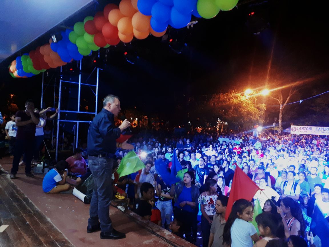 FSilvaFacetti's tweet photo. Cierre de campaña multitudinario en #SanIgnacio #Misiones con #AsaGOBERNADOR #CapurroDIPUTADO #Lista5 y #LanzoniSENADOR #Lista2 #PLRA. @InfoAzulPy https://t.co/onOoLuBkVu