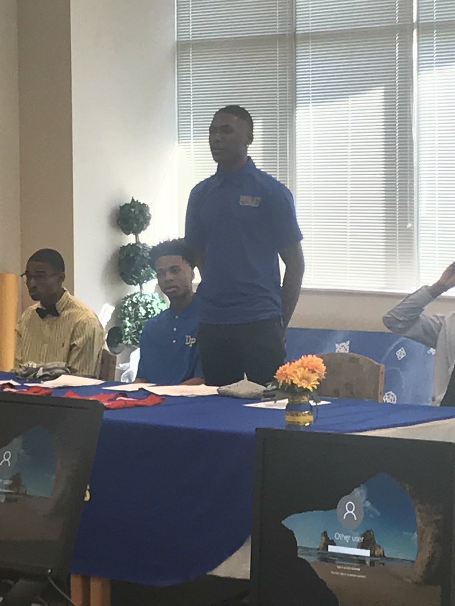 DudleyBball's tweet photo. Congratulations to Tim Boulware and Kevon Wright on signing today to further the academic and basketball careers at Bluefield College. The entire Dudley community is absolutely proud of you guys. #nostudentloans #highcharacterguys #pantherpride #Bluefieldbound https://t.co/cIHVbEU0hS