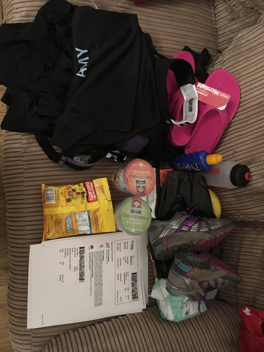 theVLMfox's tweet photo. #londonmarathon packing underway. It’s actually happening. When I signed up and trained for months I almost forgot I would actually have to run it! Still time to donate and make a difference! #denial #prepared #righttobeheard https://t.co/11sbkE8HWT https://t.co/o0gBc6vq6X