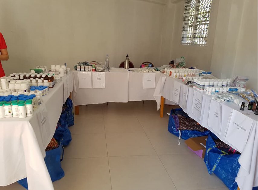 TBEBarrie's tweet photo. @TBEBarrie outreach clinic had a tremendous start to their first full day. 70 patients seen and multiple patients sent for surgery by our hospital team. Volunteerism at its best. @ShantyBayPS @HospBernardMevs @TBEBarrie @TeamRVH @Medishare4Haiti https://t.co/Q0Jc592j8E