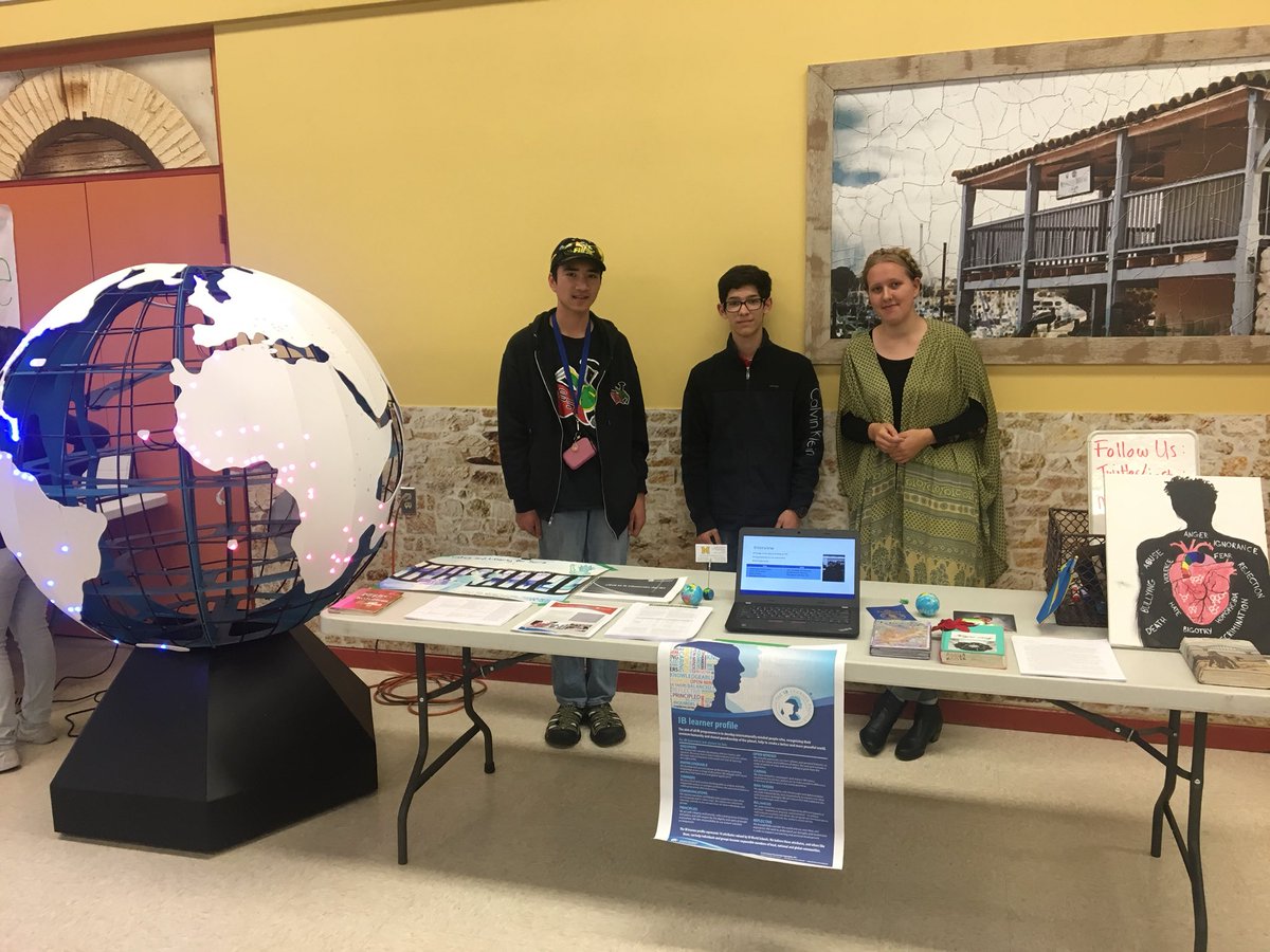 MHS__IB's tweet photo. #MontereyHigh’s first Personal Project Leaders!! Your exhibition was a huge success tonight and we are so proud of you! #MYPPersonalProjects #GlobalLeaders #AllLearnerProfileTraits https://t.co/m0poxUhlD5