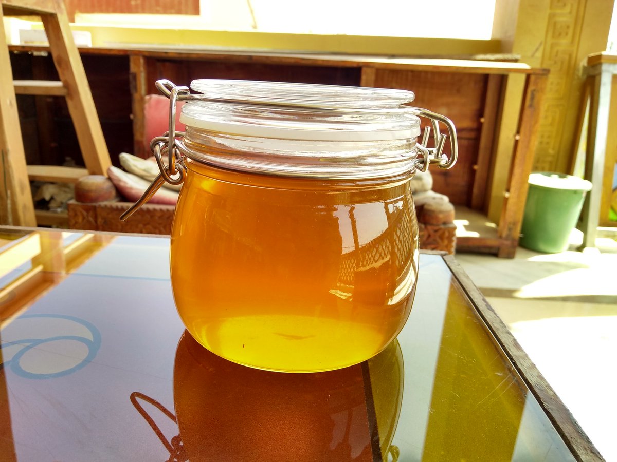 yash_apiary's tweet photo. #specialized #A #Grade #honey .. with #different #natural #organic #flavours in #cute #little #sweet #honeyjars ..
#yashhoneyandapiaryproducts 
#sweatrevolution 
#Yashhoney 
#startupindia 
#startup https://t.co/0Qu05xUVLu