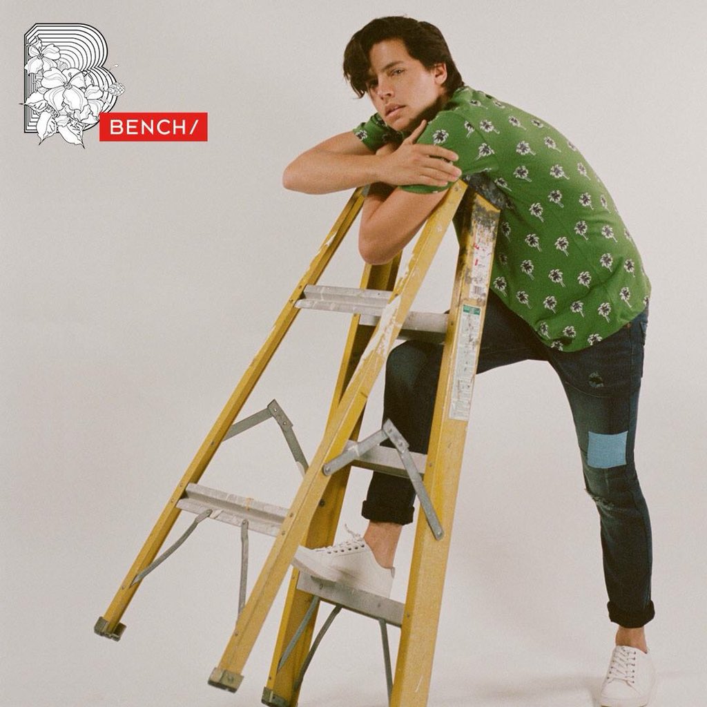 woofwangwoof's tweet photo. PLS RT 😭🙏 #ColeSprouseForBENCH https://t.co/Biau2s6krc
