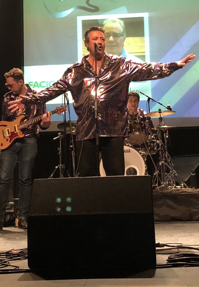 PCLConstruction's tweet photo. #PCLToronto celebrates an amazing early #EarthDay as a sponsor of @SmithAndersenโs #EcoJamTO with their band FOUNDATION ๐ธ https://t.co/jgBKGC2sqc
