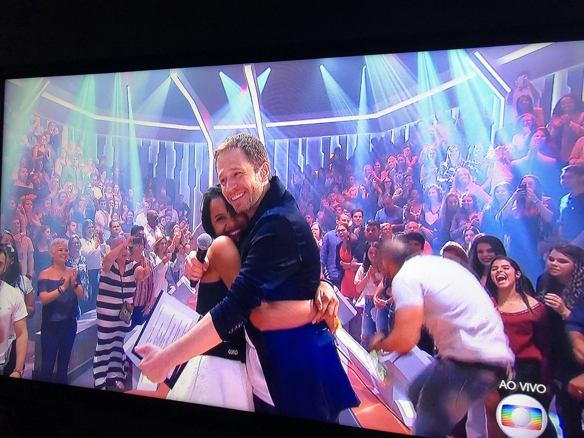 amgfortal's tweet photo. Amei!!! Ela mereceu demais!!! #bbb18 #gleicefada https://t.co/Z8OgXUhNBJ