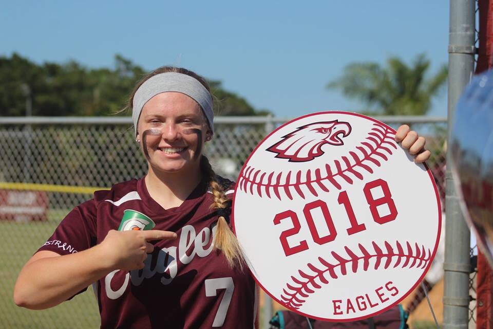 jaackie44's tweet photo. Blessed to be apart of this amazing team and school. Thank you Stoneman Douglas for the last 4 years ☝🏼❤️ #forthe17 #seeeenya https://t.co/aQTraNiVO4