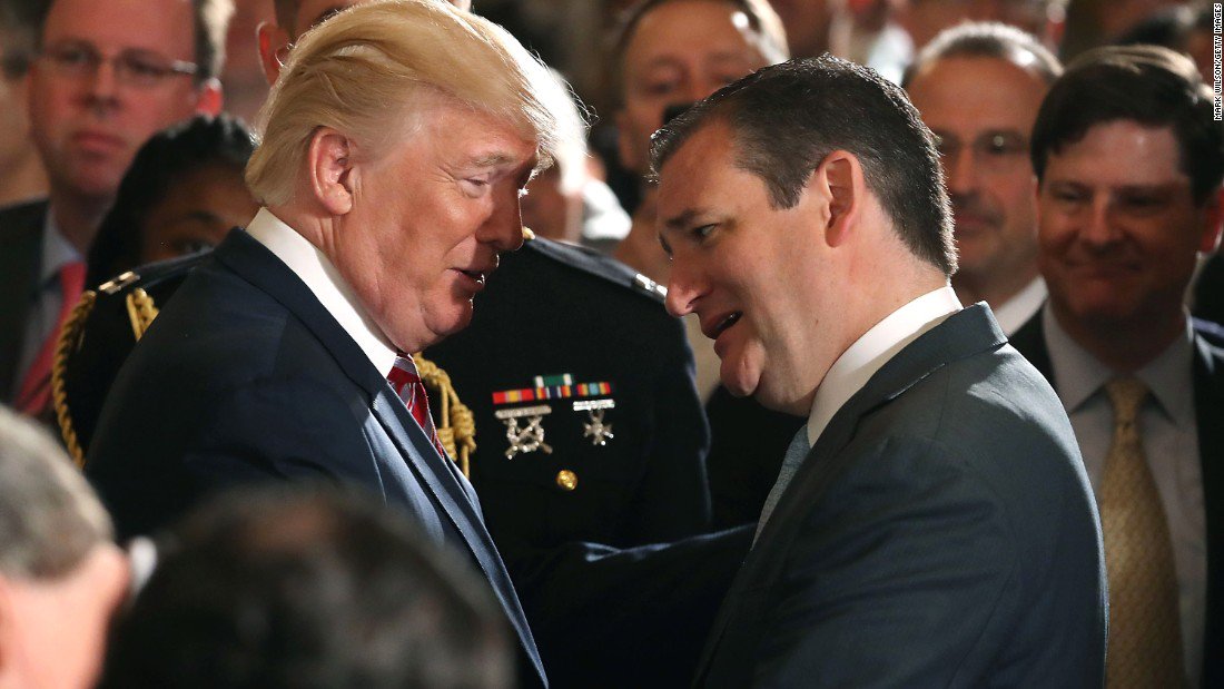 CNN's tweet photo. Sen. Ted Cruz's embarrassing ode to Donald Trump is why people hate politicians | Analysis by @CillizzaCNN https://t.co/Puw1gZesOl https://t.co/YJl6GNytHd
