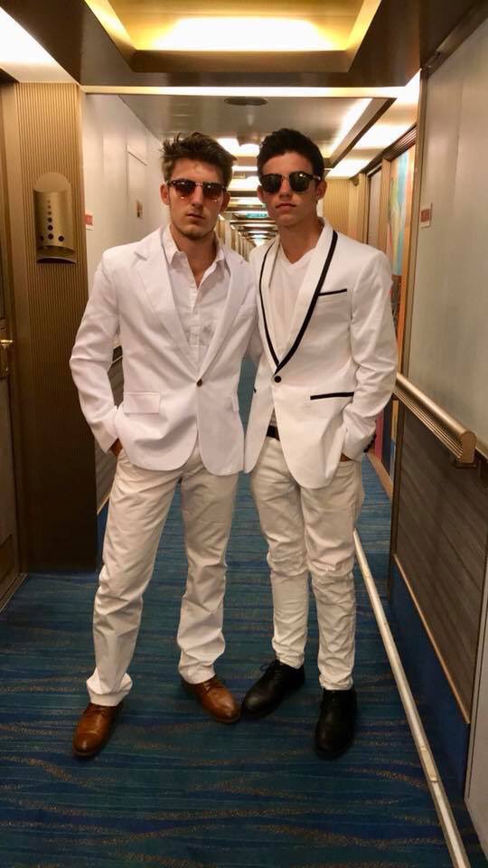 Elibb11's tweet photo. Happy birthday 💯 #ITreFratelli #Ferda https://t.co/5tTDsE3Flf