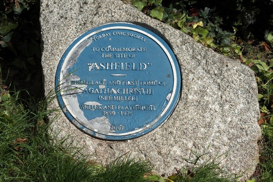 CriFiLover's tweet image. The time we walked in the footsteps of Agatha Christie buff.ly/2qMlggX Check out our great photo story in her home town