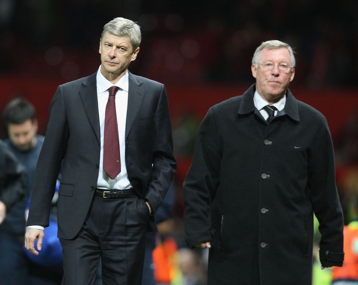 Footballtweet's tweet photo. Just a few years ago, you couldn't imagine football without these two greats. 😢

End of an era. 😭 https://t.co/WHMTsJ0kTJ