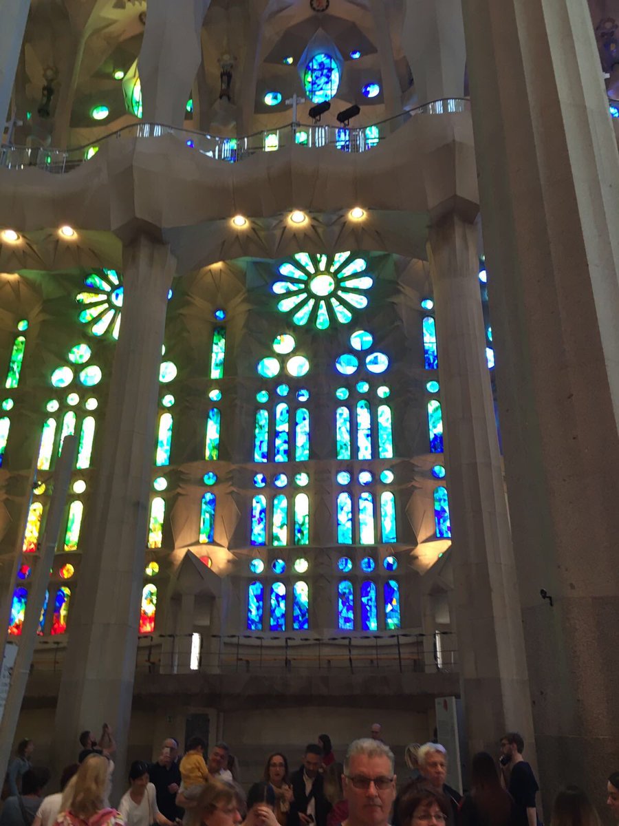 ColegioSAFAGava's tweet photo. 2n ESO. Visita a la
Basílica de la Sagrada Família. @ColegioSAFAGava https://t.co/nFqSxou3k2