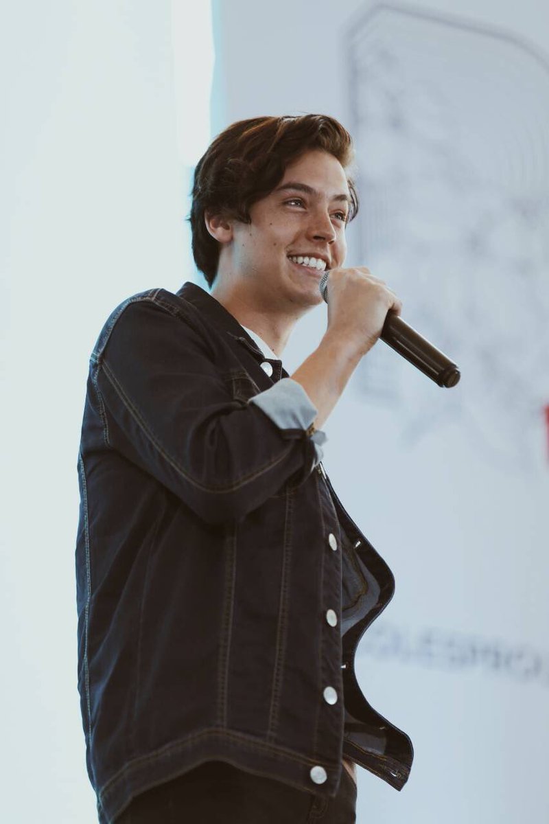 benchtm's tweet photo. Some of the scenes from the Mall of Asia Fun Meet #ColeSprouseforBENCH #GlobalBENCHSetter https://t.co/tzr08EJwnG