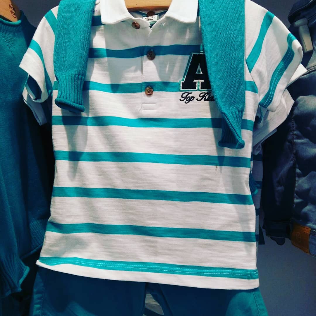 TopTopGijon's tweet photo. #Primavera 🌅 #SOL mar 🌅cielo #Azul y el turquesa es #tendencia 💙 Mira q #Poloshirts tan #chulos !! #chicosguapos #Chicos #modainfantil #miniprecios #trendykids #mamibloggers @FriendsFluencer @gijondigital @Maria_Rocio_L @AEFranquiciador @cristina_pizarr @FavGijon @FavGijon https://t.co/718agvp1FP