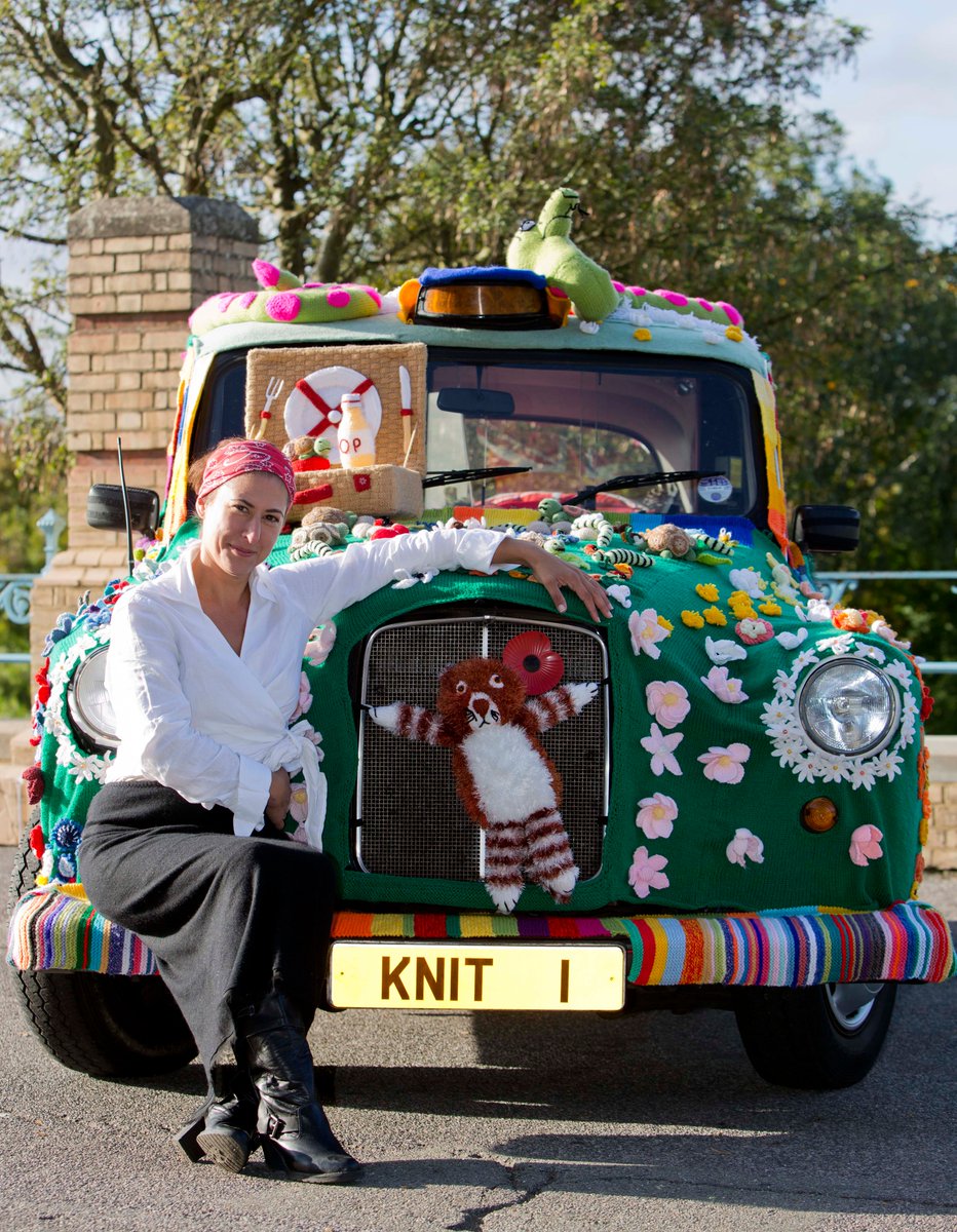 knitnstitchshow's tweet image. In honour of #worldcraftweek we are throwing it back to 2013 when this fabulous knitted taxi took a stop at our Knitting &amp;amp; Stitching Show at Alexandra Palace! 

This is definitely one of our favourite craft moments!  #knitnstitchshow