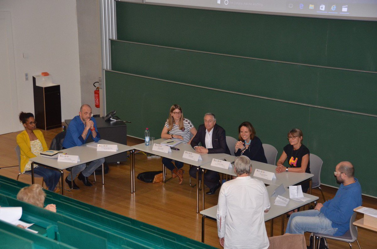 LuxINSIDE's tweet photo. Round Table with the Minister of family affairs and integration @CorinneCahen at the @INTERFASOL final conference at the University of Luxembourg 
@CroixRougeLu @CaritasLux @ASTI_LUX https://t.co/OUmy160JRf
