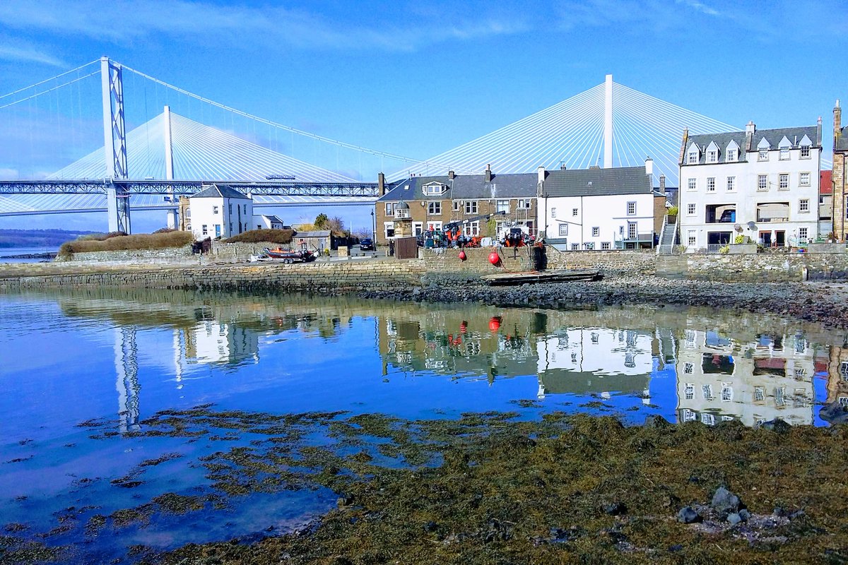 Queensferry Crossing looking like a work of art
@NewForthBridge @ForthBridges @transcotland @LoveDunfermline @welcometofife #Travel #Scotland #bridge @TheForthBridges @trafficscotland #northqueensferry #FridayFeeling