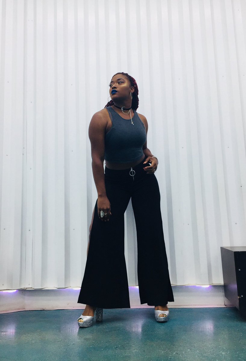 NiqueMode's tweet photo. #NiqueMode #hiphopdance #HeelsAndHipHop #LALiving #Goals #FollowingMyDreams #Dancer #Model #Humble #NoImNotLuckyImBlessed #BeyChella https://t.co/KTdakHxZNI