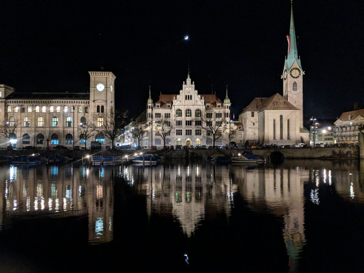 RealPeterLewis's tweet photo. Beautiful evening in Zurich https://t.co/KLpkYmt73G