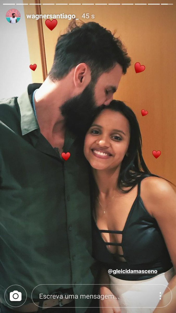 pqpamz's tweet photo. Meus amores, no final tudo valeu a pena!! Gleigner raiz sabe o quanto alguns momentos foram difíceis... ♥️🍀 #bbb18 https://t.co/LEFK2OE4sV
