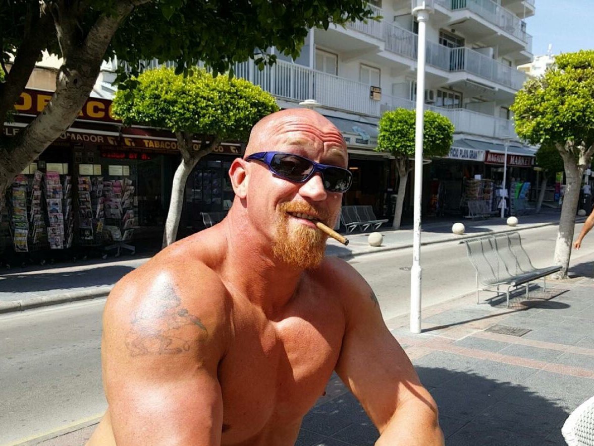 hpchadwick's tweet photo. @XSManchester I get stone cold steve Austin a lot ..... #lookalike https://t.co/D7fkzhTzXx