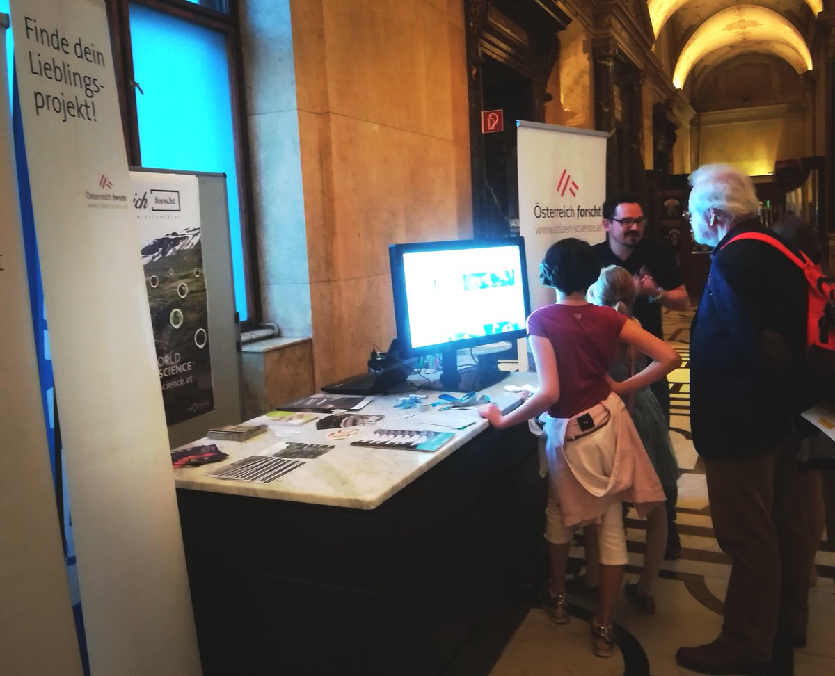 CSAustria's tweet photo. Nun gibt es auch einen #blogpost zur Langen Nacht der Forschung @LNF_Austria #lnf18 auf Österreich forscht: https://t.co/4NwqAeSvGx #citizenscience https://t.co/cbhwesJrtd