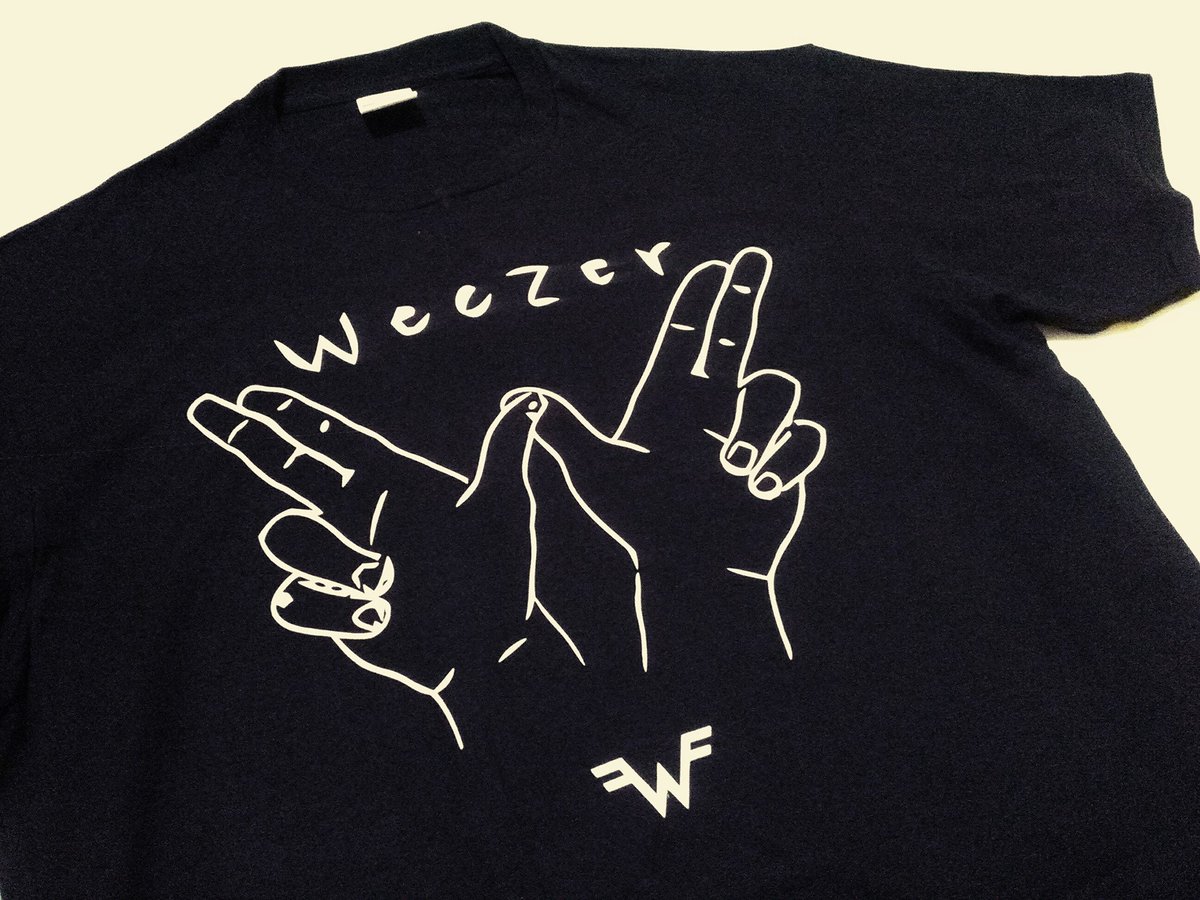 Weezer Tshirt
 Chat Order : Whatsapp 08816552818