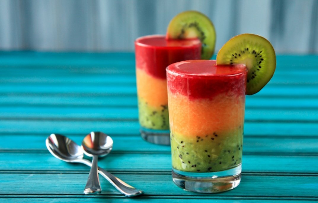 love_arcu's tweet photo. @IDFC_Bank Kiwi muskmelon and strawberries gazpacho
Perfect to beat the heat
@IDFC_Bank
#foodsie
#summerYummers
@manisharawal45
@Piyujain12
@neha6927
@ritubhansali810 https://t.co/QIerHR1ZgS